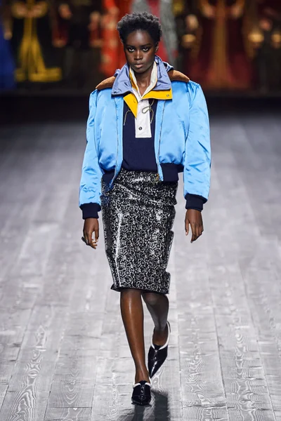 Look 20